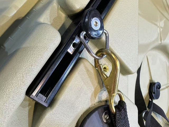 Karabinerhaken mit fester &Ouml;se